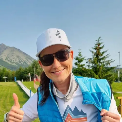 Hanna Leclair, Outdoor & Ski Editor